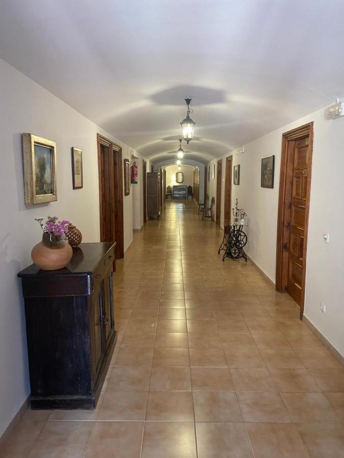 MONASTERIO de SANTA MARÍA DE VALVANERA Anguiano Exterior foto