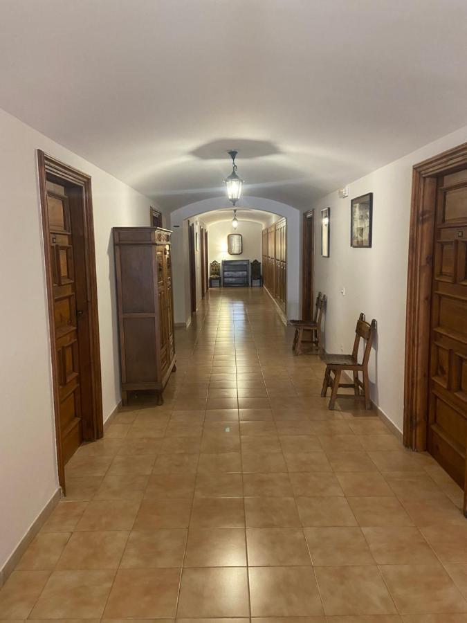 MONASTERIO de SANTA MARÍA DE VALVANERA Anguiano Exterior foto