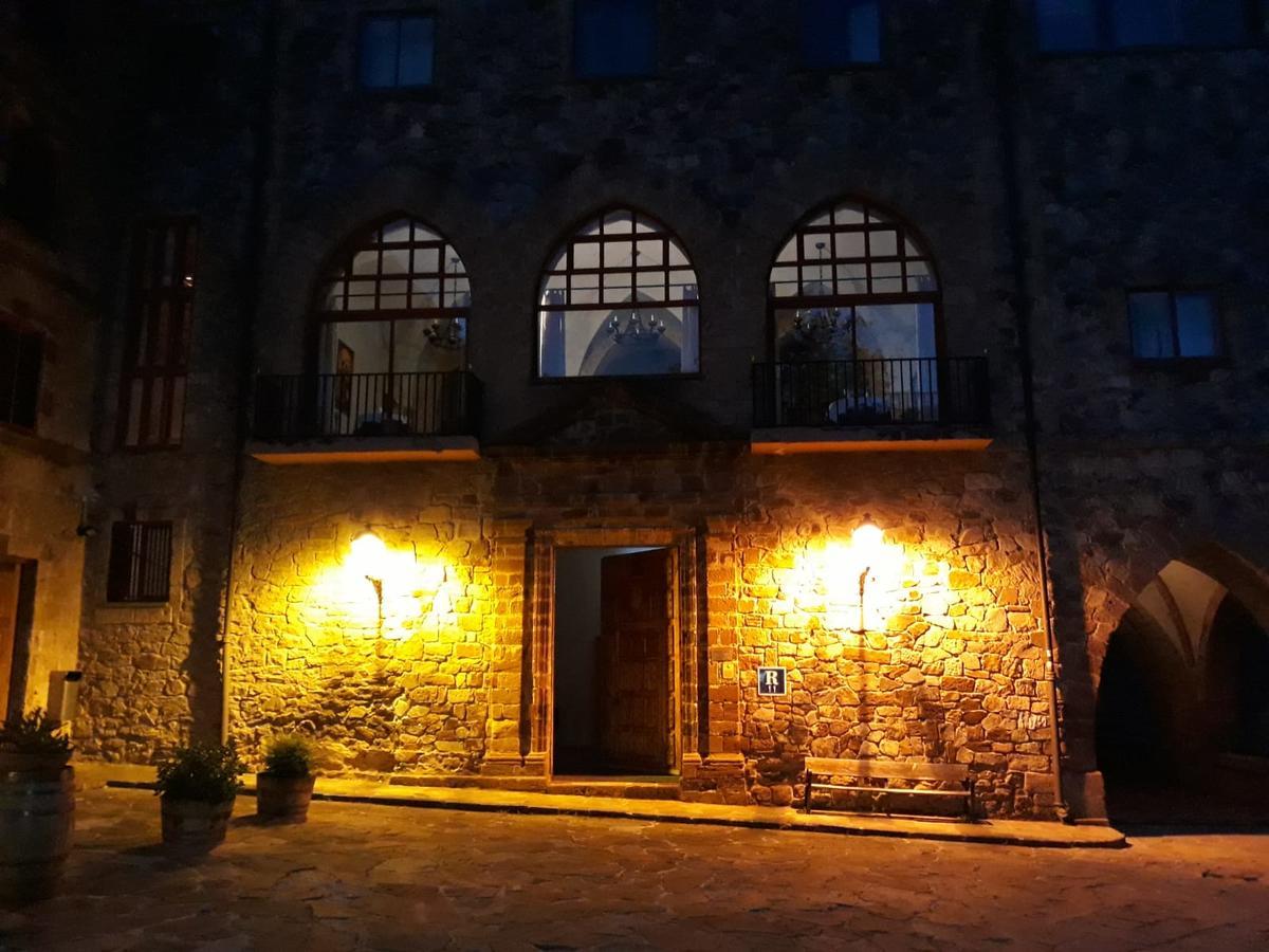 MONASTERIO de SANTA MARÍA DE VALVANERA Anguiano Exterior foto